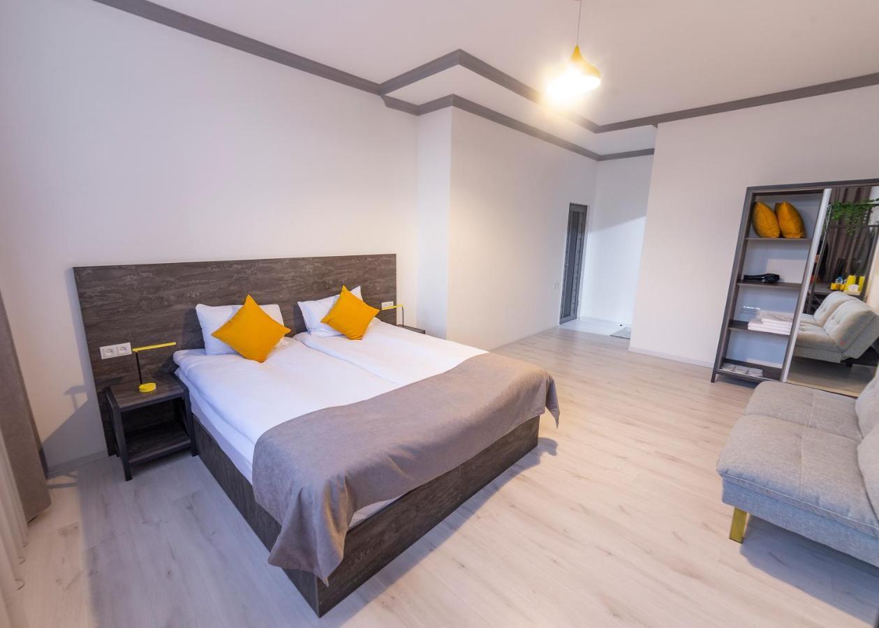 Popock Goris Hotel Екстериор снимка