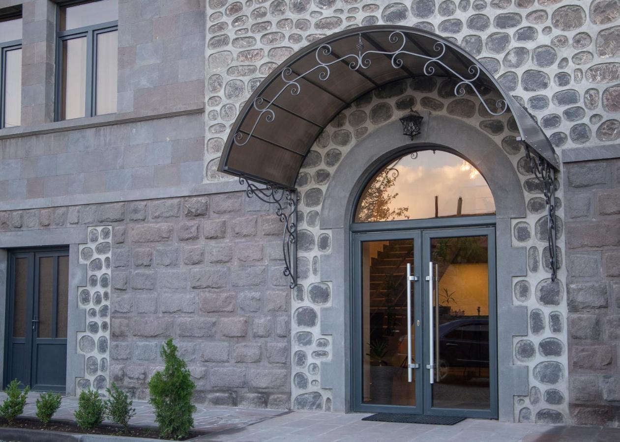 Popock Goris Hotel Екстериор снимка