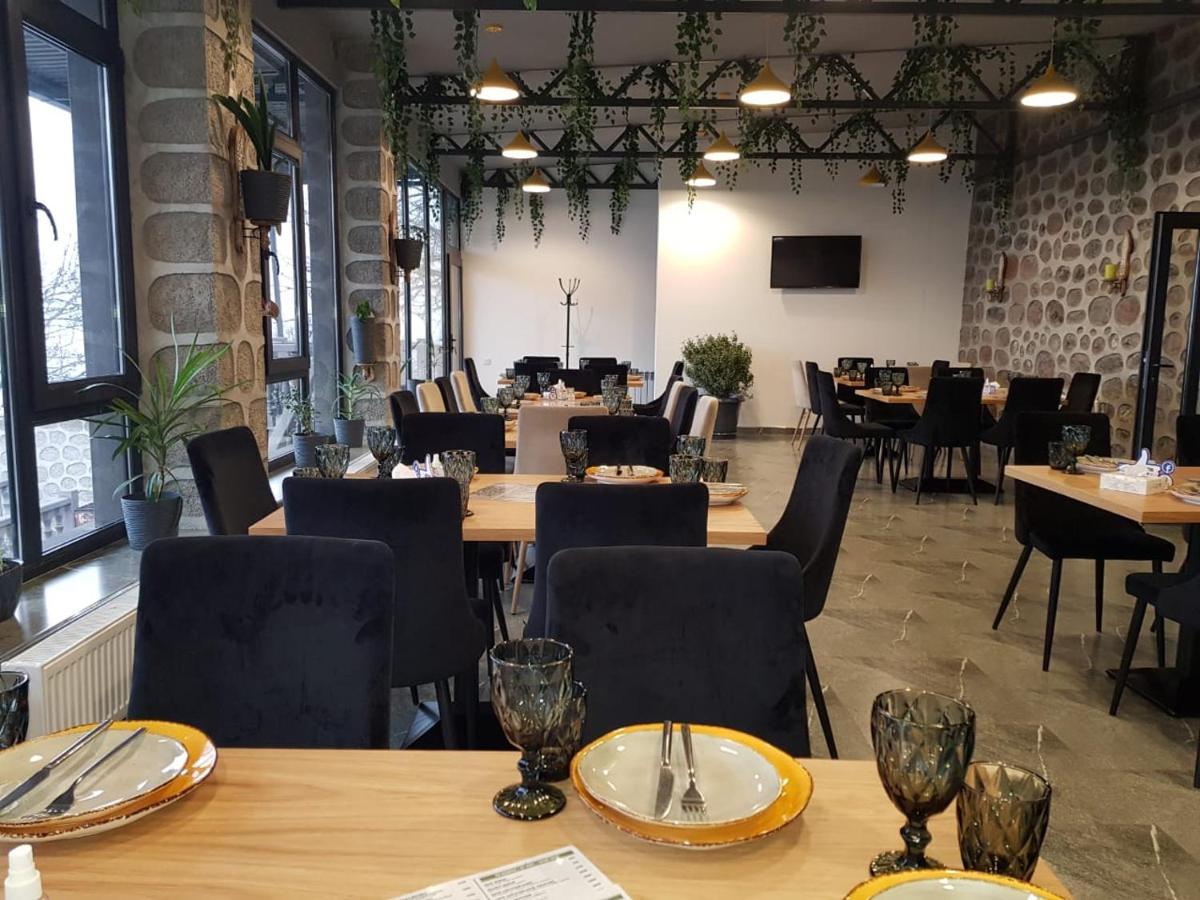 Popock Goris Hotel Екстериор снимка