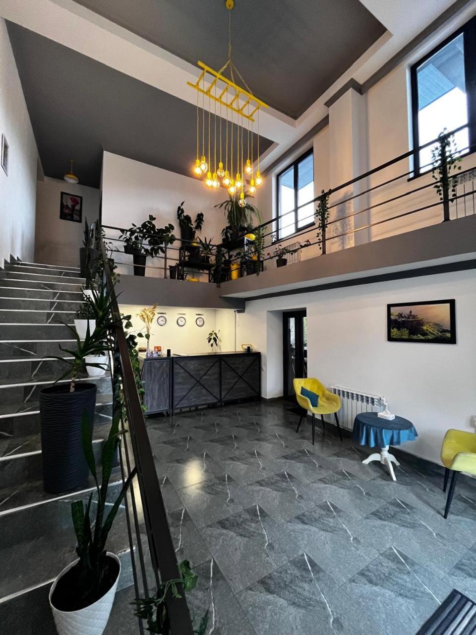 Popock Goris Hotel Екстериор снимка