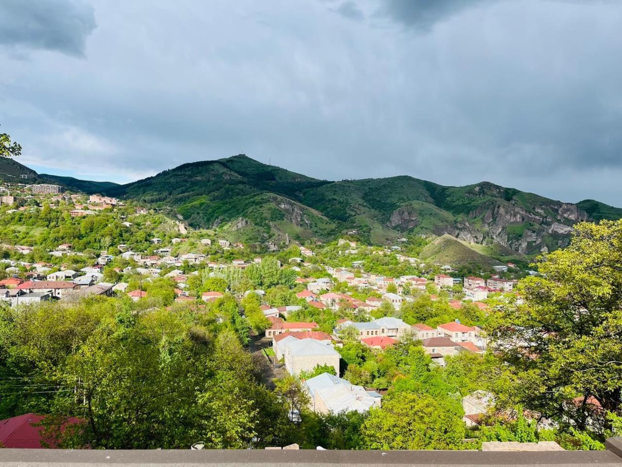 Popock Goris Hotel Екстериор снимка
